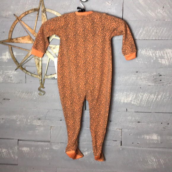 New footed sleeper - Picture 5 of 5